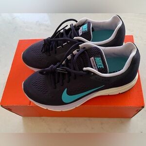 New Nike Women’s Nike Zoom Structure + 17